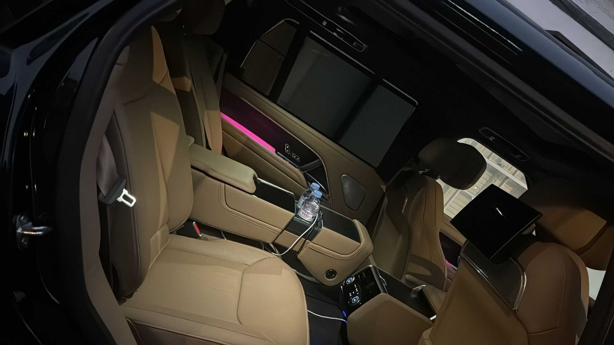 London Luxury  SUV  Range Rover Autobiography